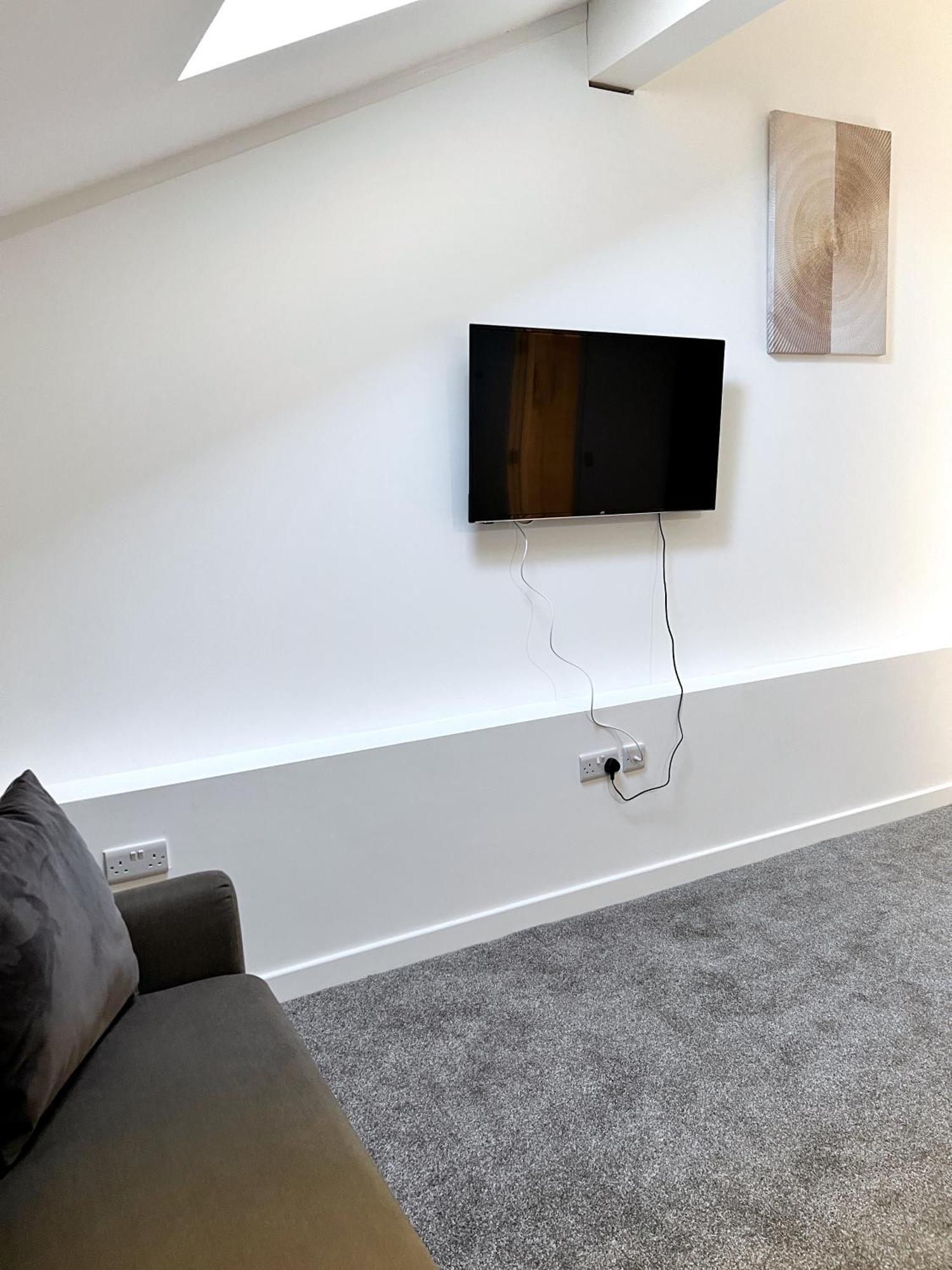 Ascot House Apartments 피터버러 외부 사진